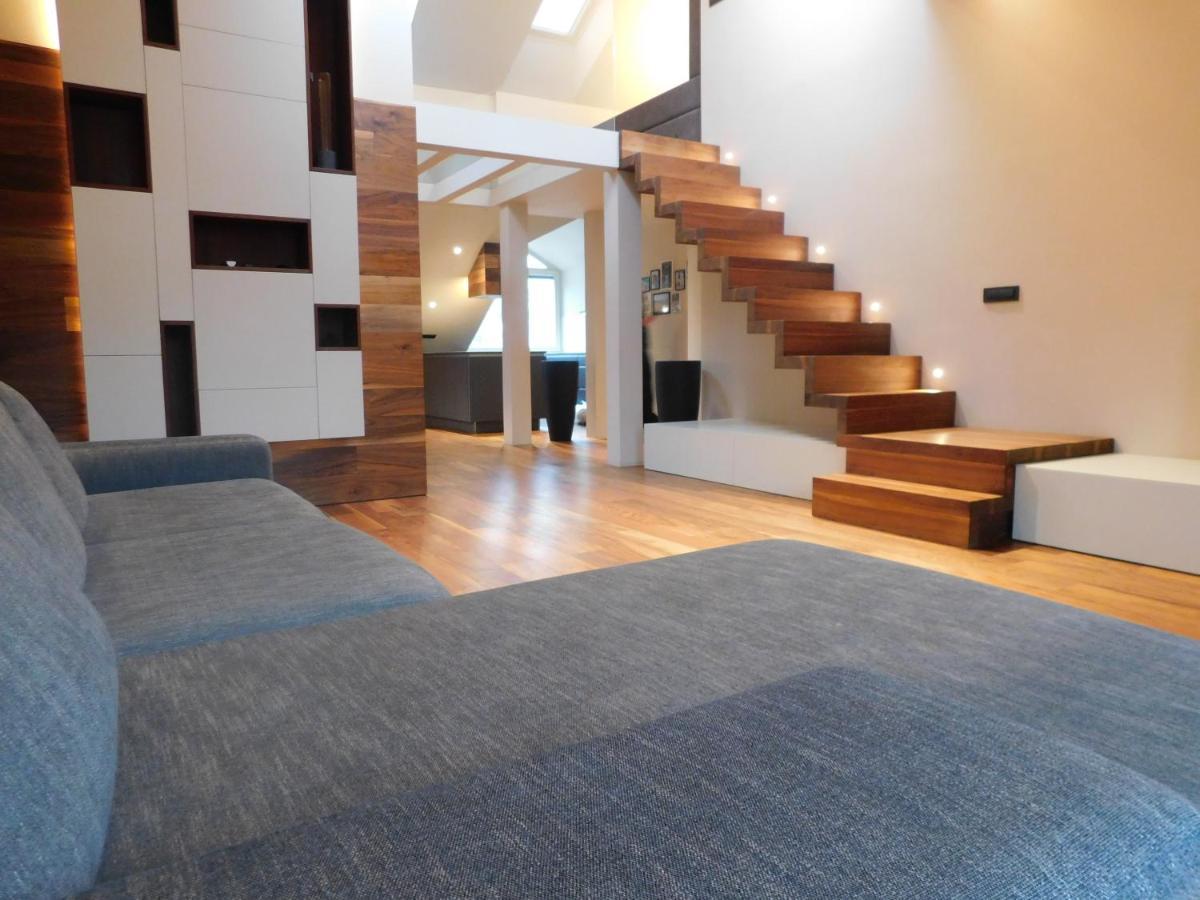 Wolfova Apartment Lubiana Esterno foto